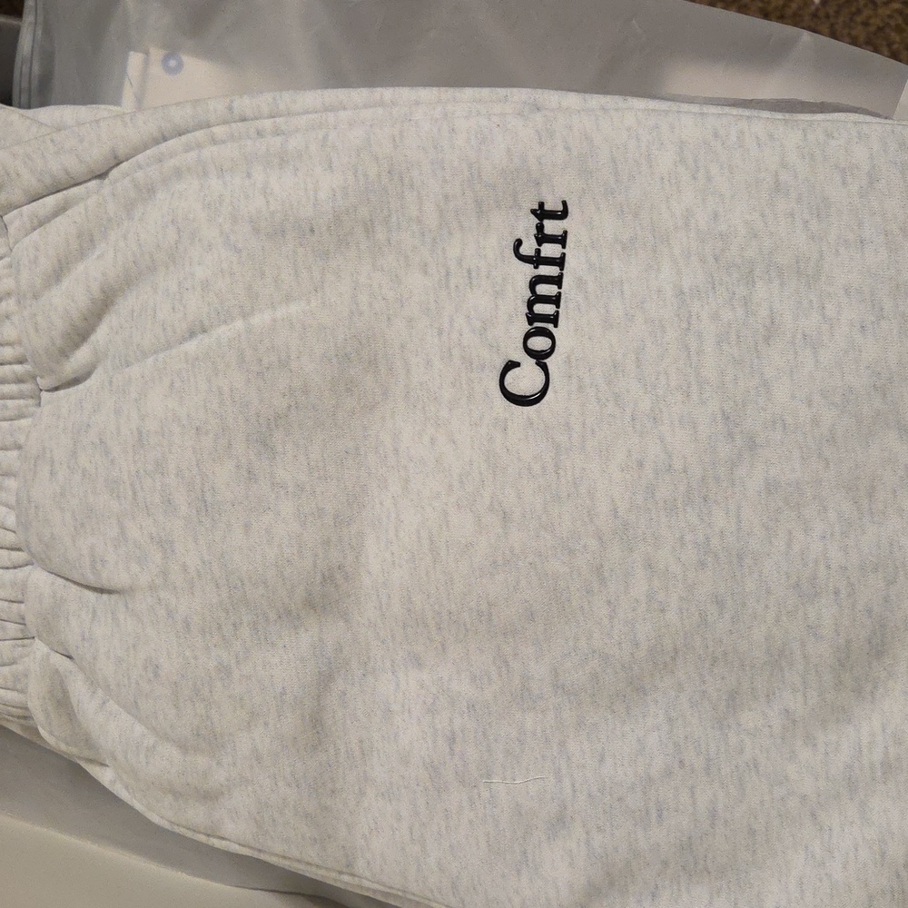 Comfrt Sweatpants (White, Light Grey) - Picture 5 of 5